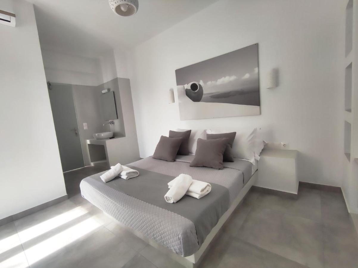 V Angelo Rooms Perissa (Santorini) Exterior photo