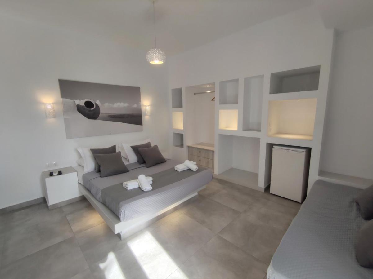 V Angelo Rooms Perissa (Santorini) Exterior photo