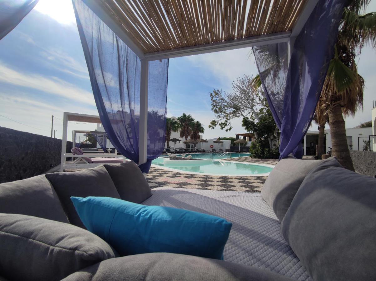 V Angelo Rooms Perissa (Santorini) Exterior photo